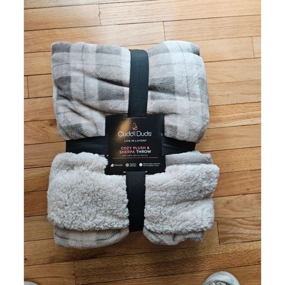 NEW Cuddl Duds 'Buff Check' Cozy Plush & Sherpa Throw 50" x 60"